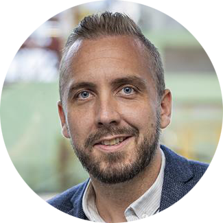 Portrait picture of smiling man